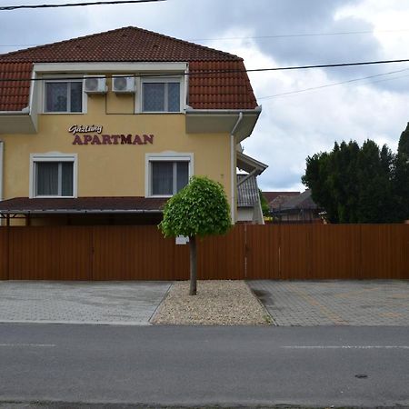 Gazlang Apartman Hajdúszoboszló Eksteriør billede