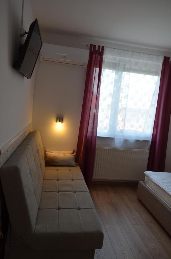 Gazlang Apartman Hajdúszoboszló Eksteriør billede